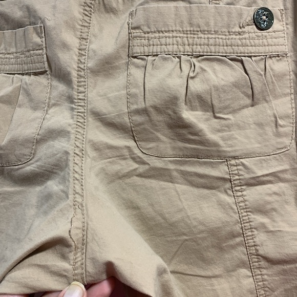 Tan Maurice’s Cargo Style Crop Pants - Picture 14 of 15